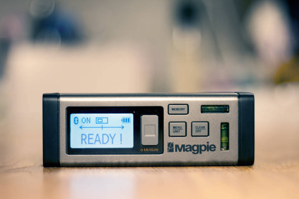 Bilateral Laser Distance Measurer