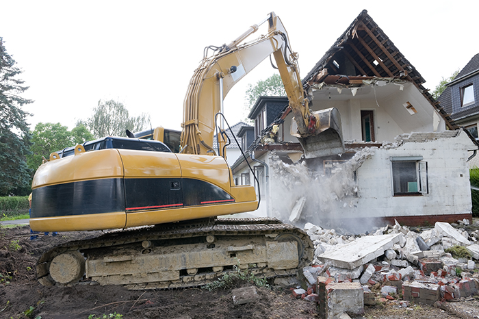 Bulldoze and Build new VS. Remodel – Which is better?